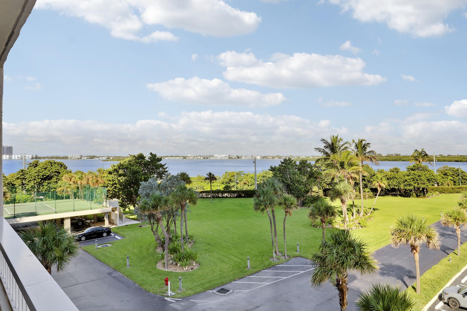5510 N Ocean Drive, Unit 4C, Singer Island, FL 33404 Photo