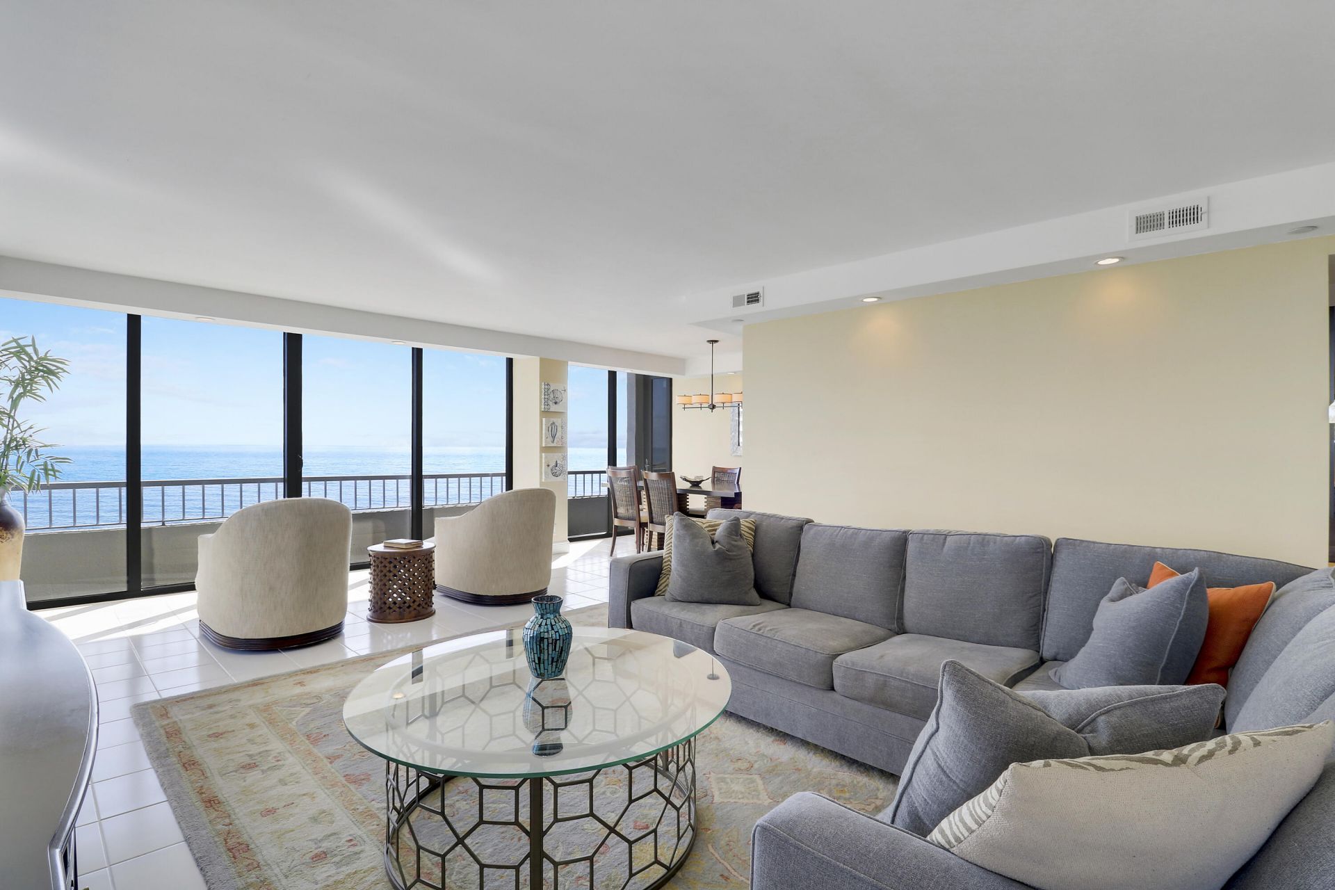 5510 N Ocean Drive, Unit 4C, Singer Island, FL 33404 Photo