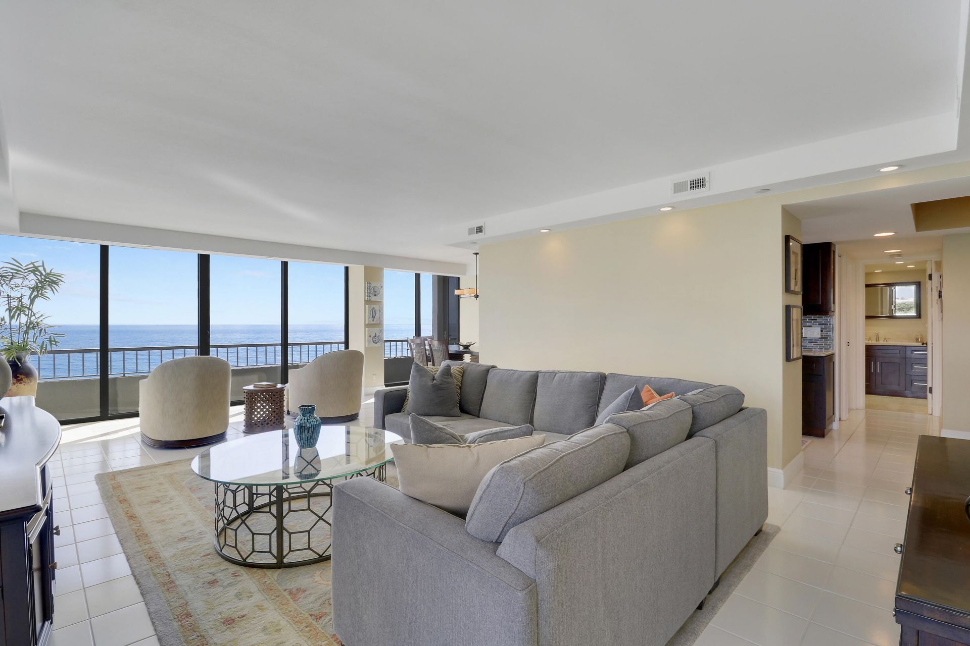 5510 N Ocean Drive, Unit 4C, Singer Island, FL 33404 Photo