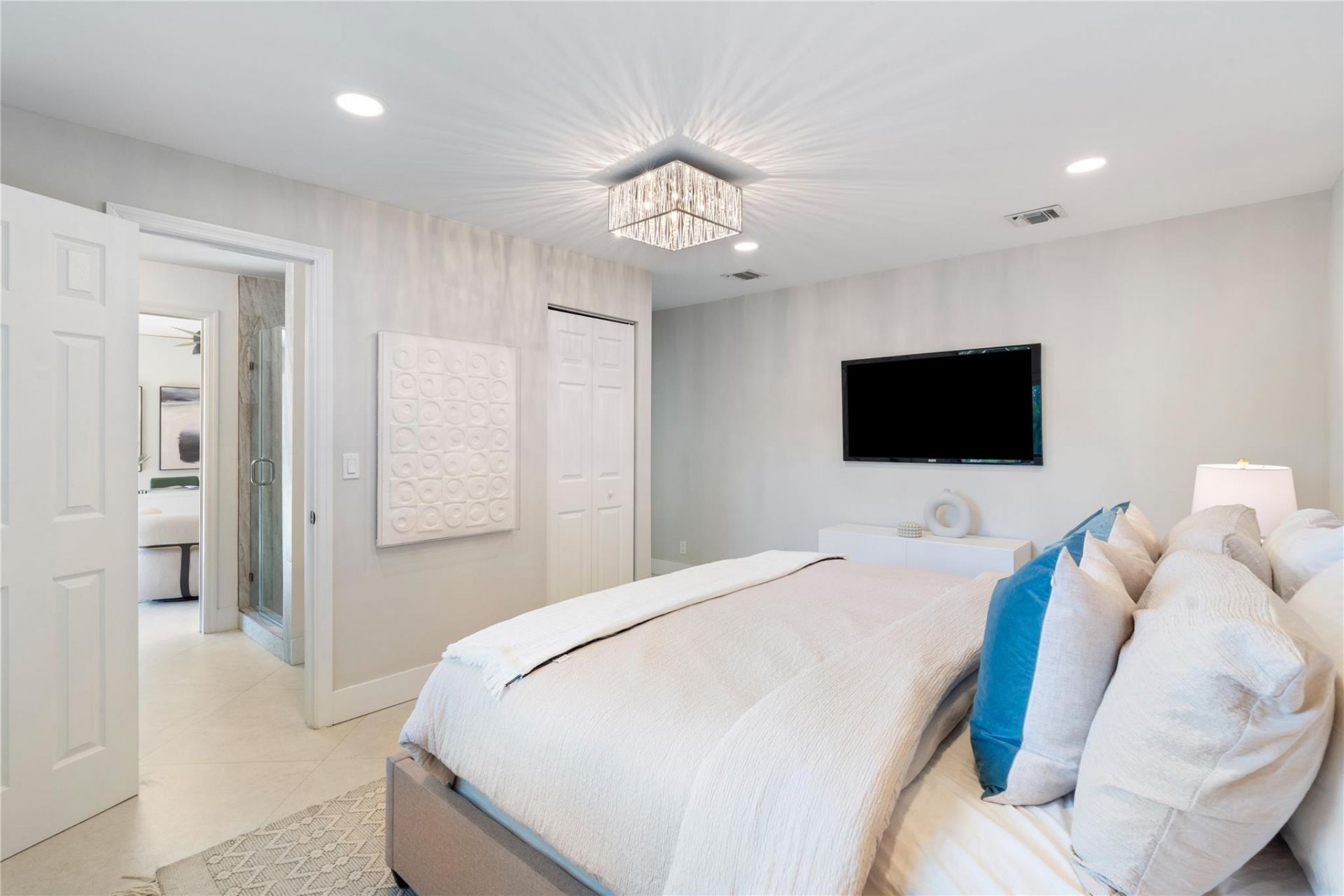 2280 NE 62nd Street, Fort Lauderdale, FL 33308 Photo