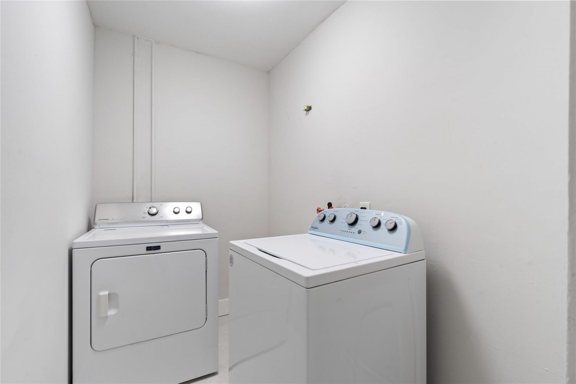 2280 NE 62nd Street, Fort Lauderdale, FL 33308 Photo