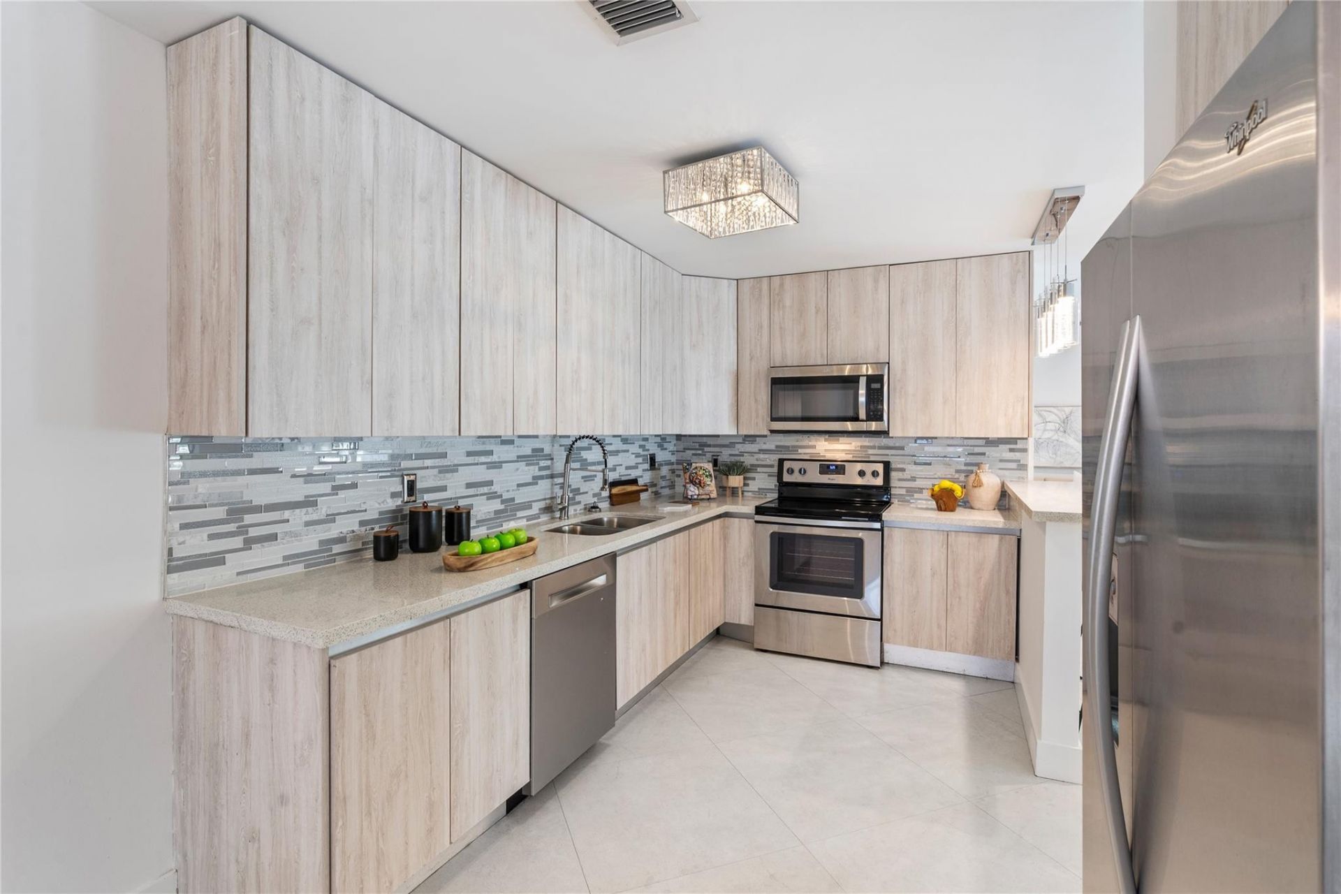 2280 NE 62nd Street, Fort Lauderdale, FL 33308 Photo