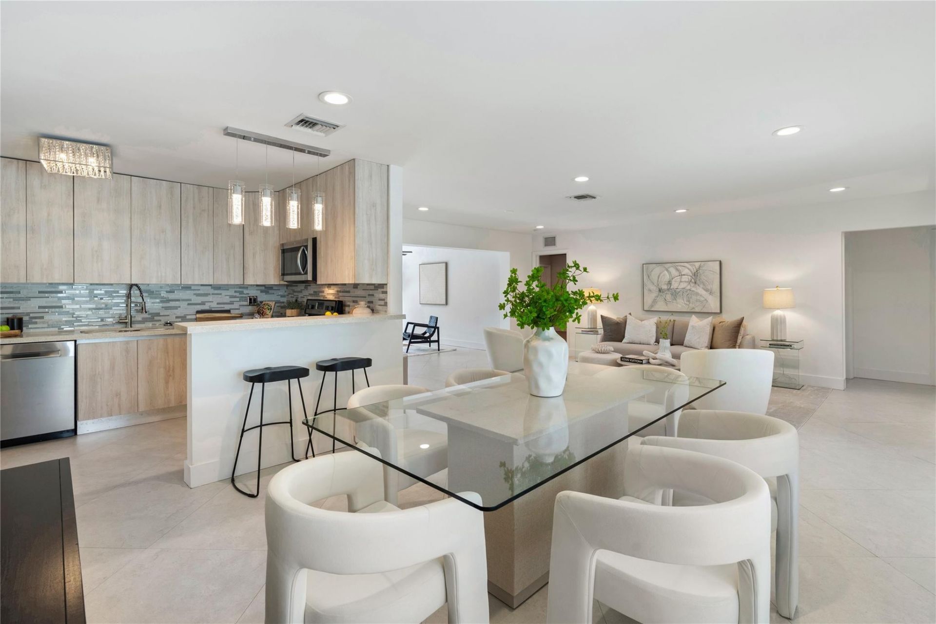 2280 NE 62nd Street, Fort Lauderdale, FL 33308 Photo