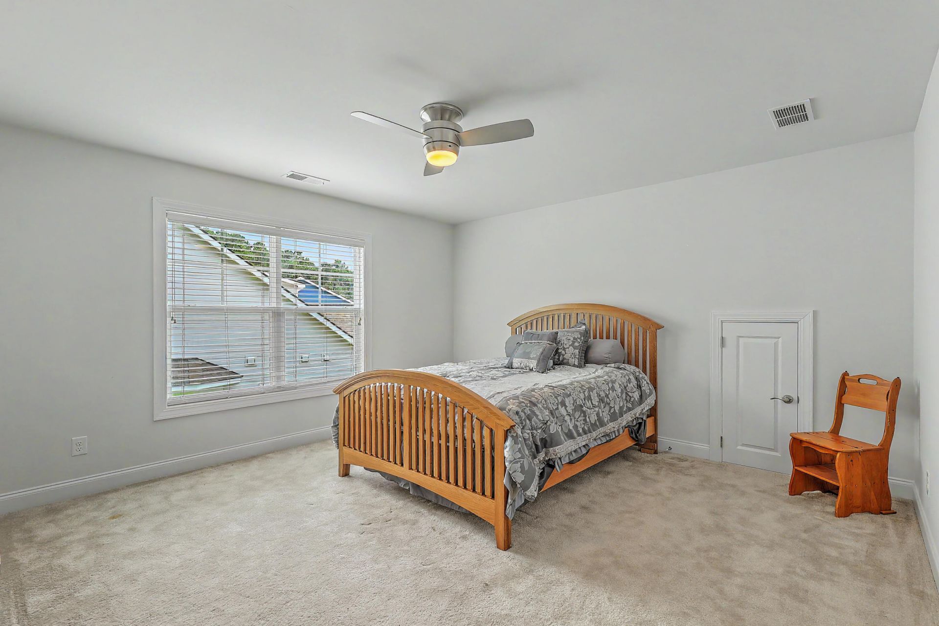 128 Phoebe Road Photo 35