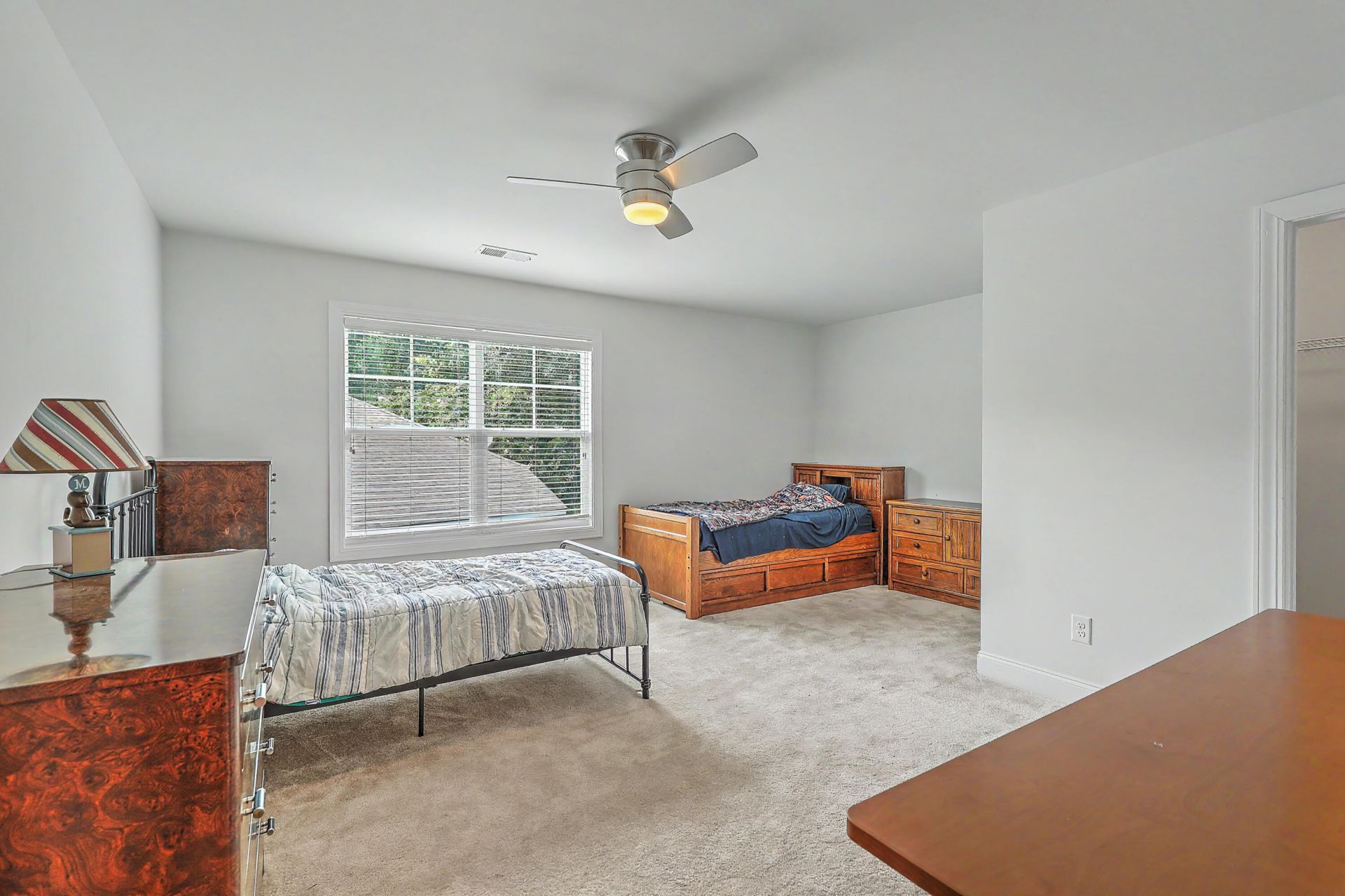 128 Phoebe Road Photo 37