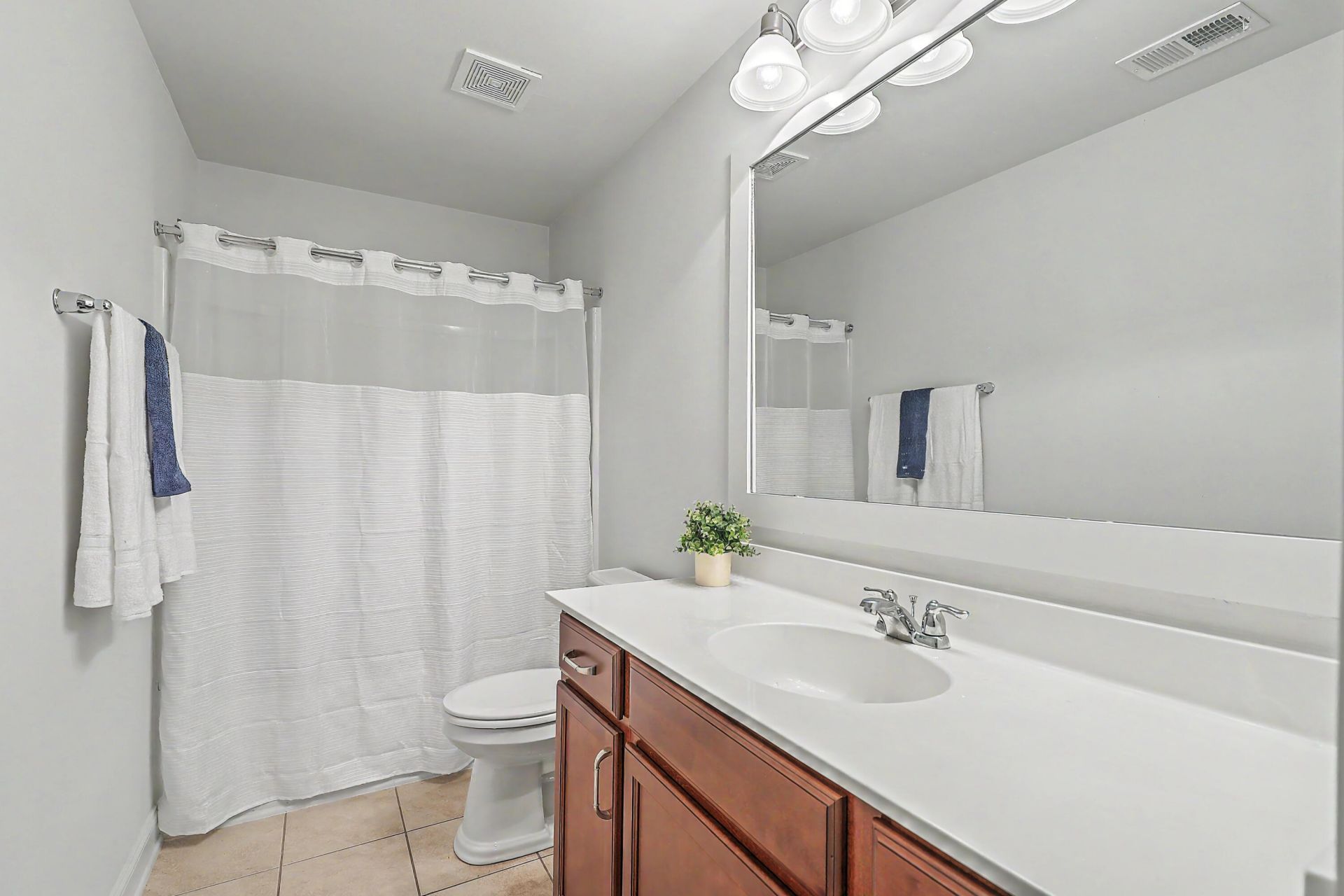 128 Phoebe Road Photo 39