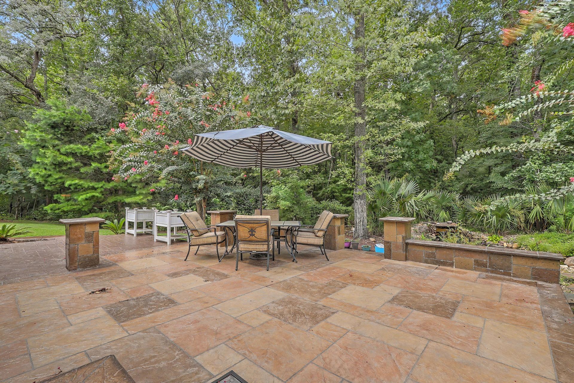 128 Phoebe Road Photo 44