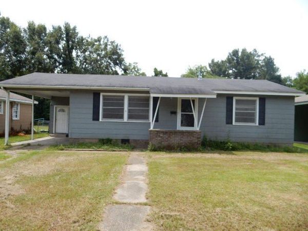 313 Petal Dr., Petal, MS 39465