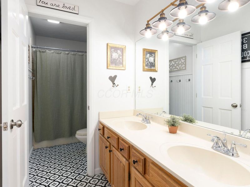 5640 Lynx Drive, Westerville, OH 43081 Photo 45
