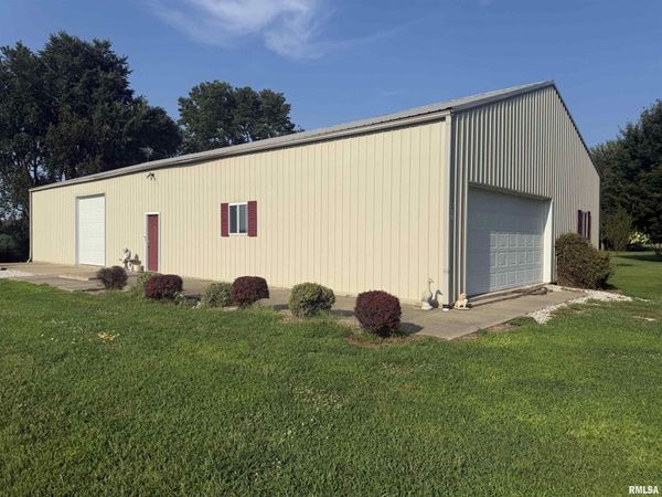 217 W MAIN Street, Ursa, IL 62376