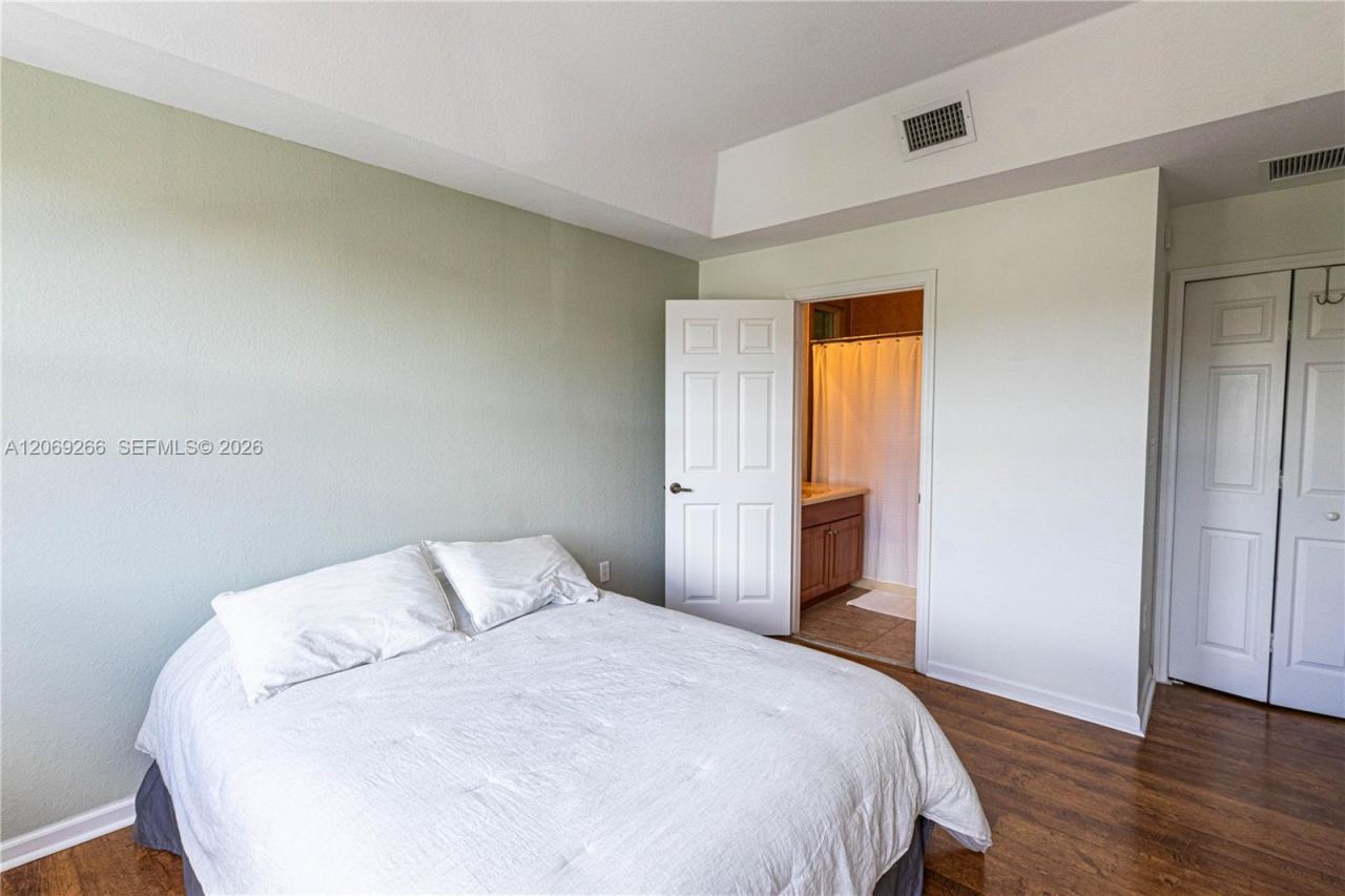 11103 NW 83rd St , Unit 207, Doral, FL 33178 Photo
