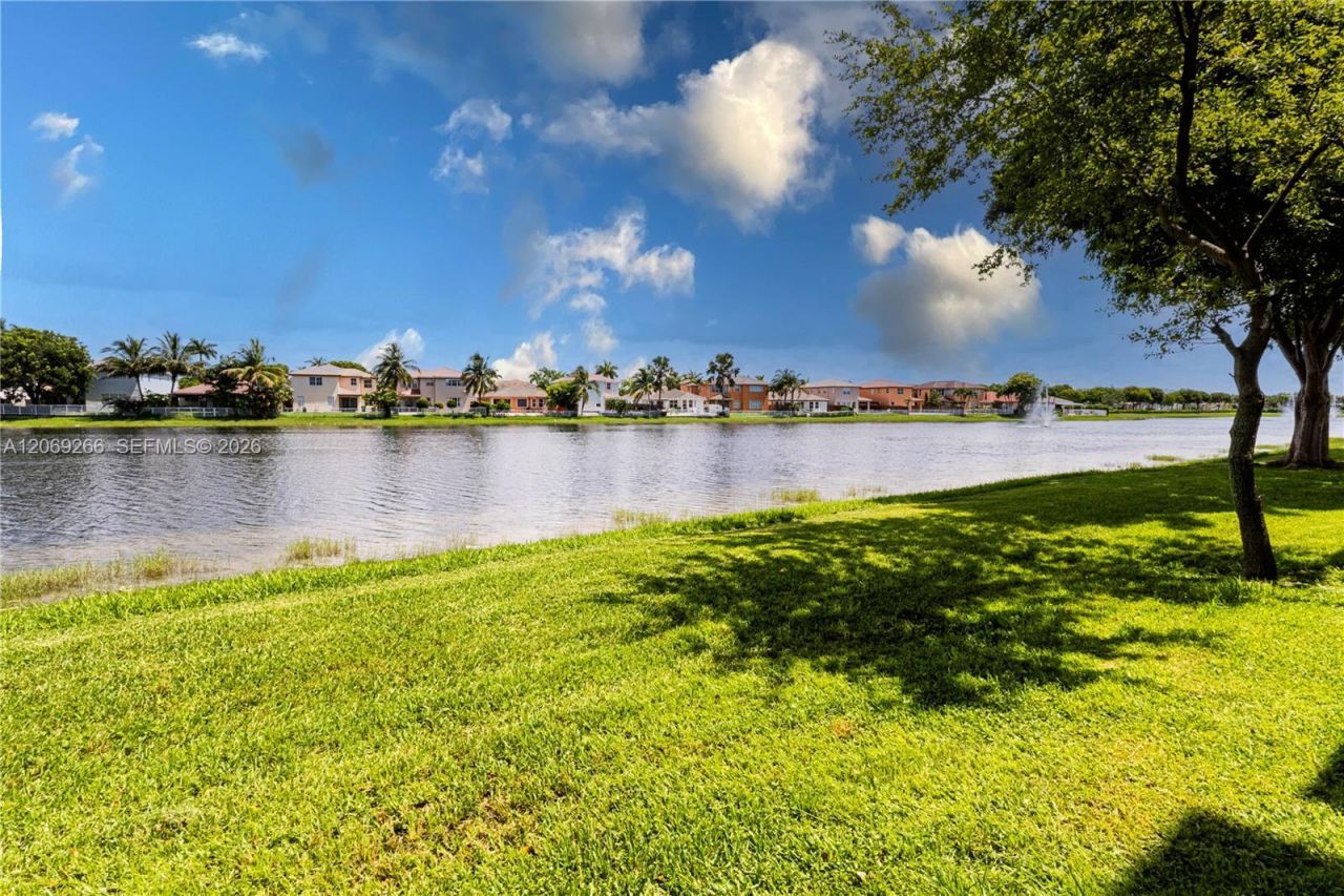 11103 NW 83rd St , Unit 207, Doral, FL 33178 Photo