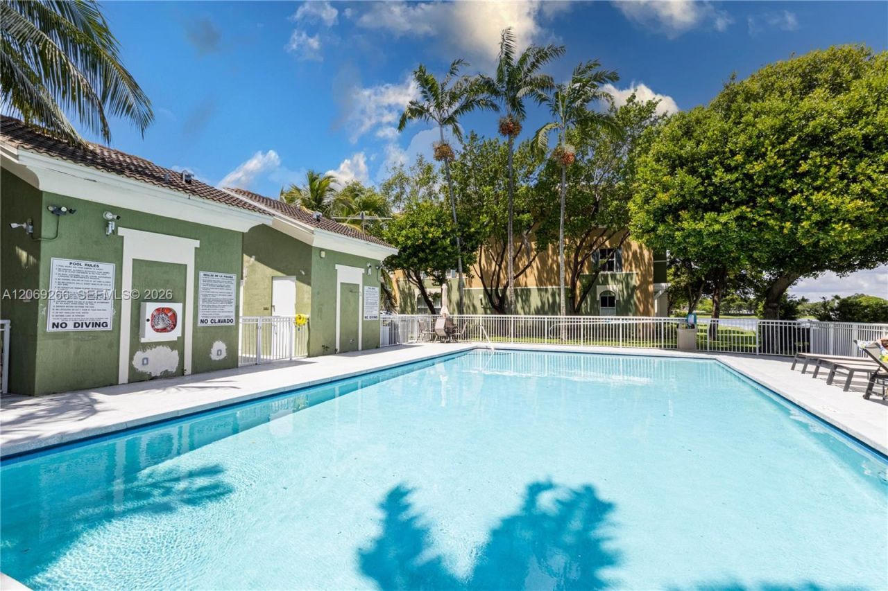 11103 NW 83rd St , Unit 207, Doral, FL 33178 Photo