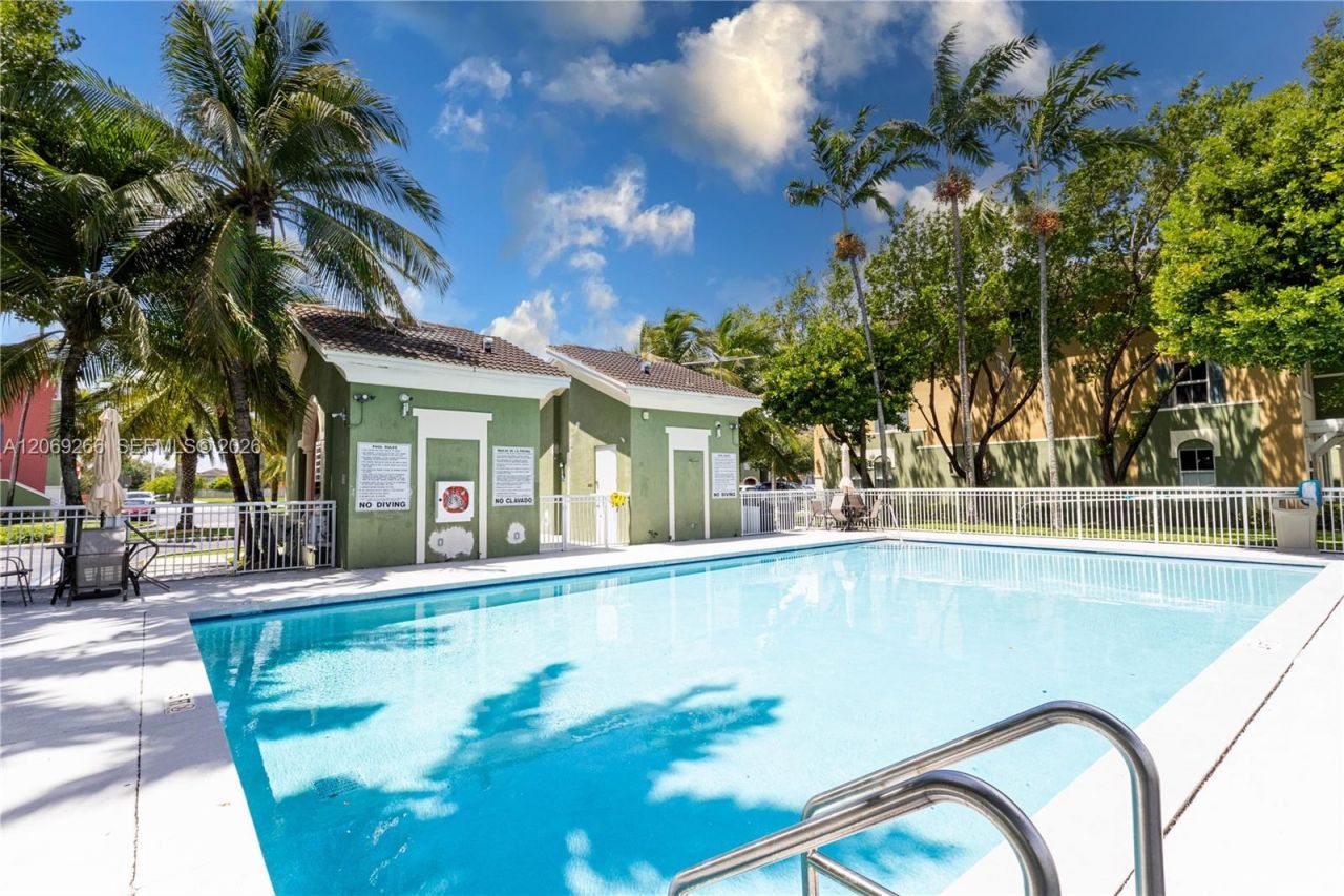 11103 NW 83rd St , Unit 207, Doral, FL 33178 Photo