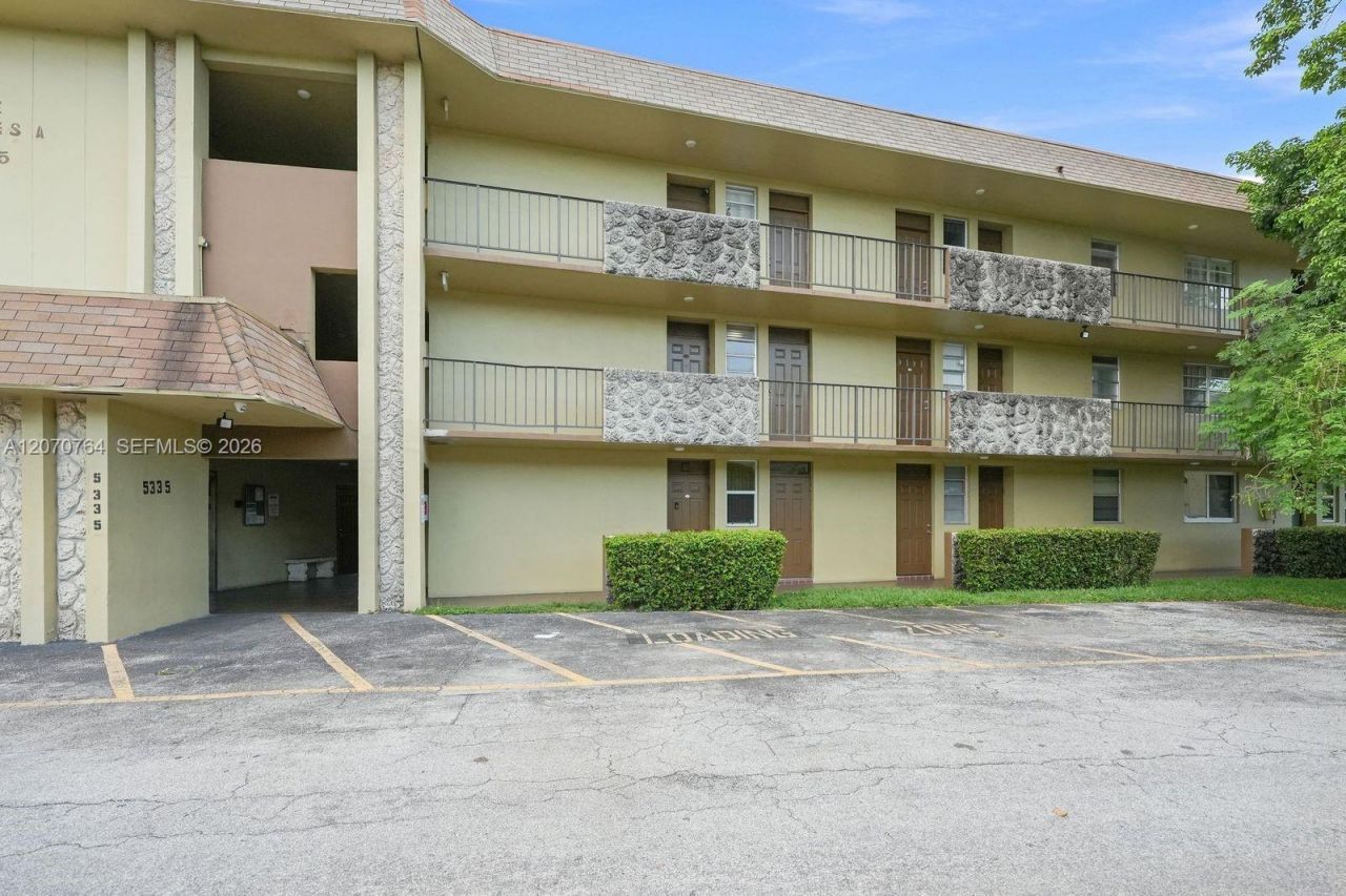 5335 NW 10th Ct, Unit 206, Plantation, FL 33313 Photo