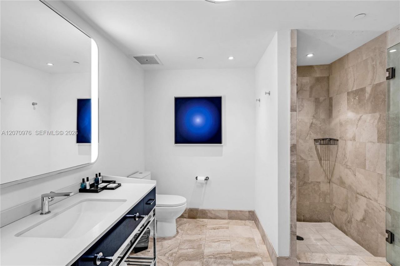 4401 Collins Ave, Unit 1609, Miami Beach, FL 33140 Photo