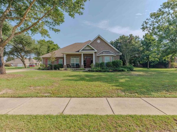 4230 Essex Terrace Cir, Pace, FL 32571