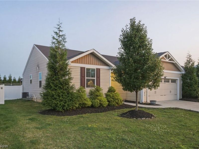 2664 Himelrigh Boulevard, Barberton, OH 44203 Photo 2