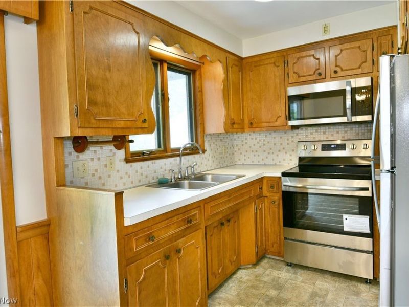 271 Parkgate Avenue, Austintown, OH 44515 Photo 12