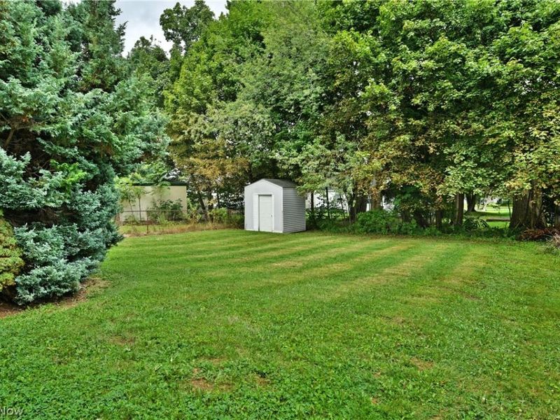 271 Parkgate Avenue, Austintown, OH 44515 Photo 9