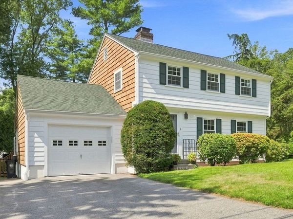 6 Cedarview Rd, Ipswich, MA 01938