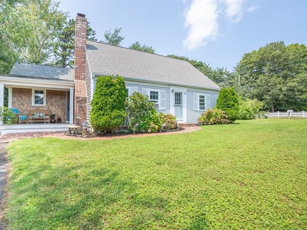 1 Bayberry Rd, Yarmouth, MA 02673