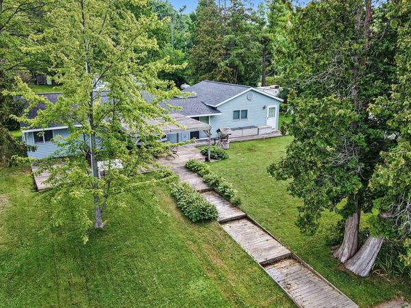 2895 S Spring Drive, Fremont, MI 49412