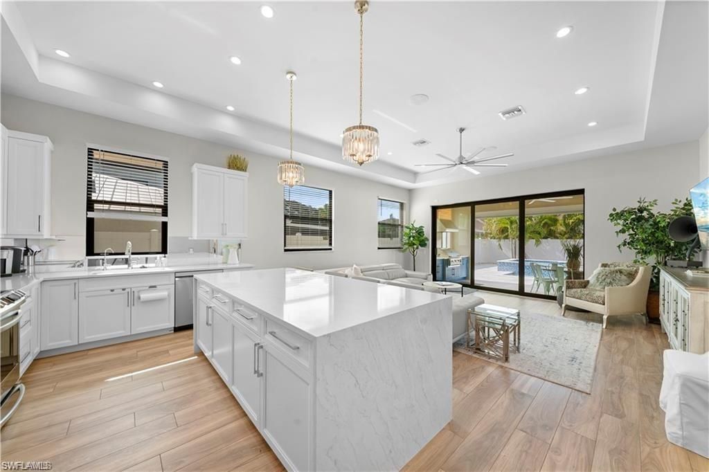 828 100th Ave N, Naples, FL 34108 Photo