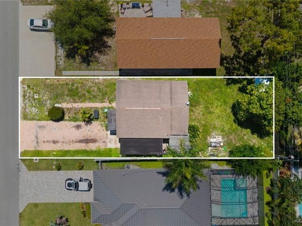 641 105th AVE N, NAPLES, FL 34108
