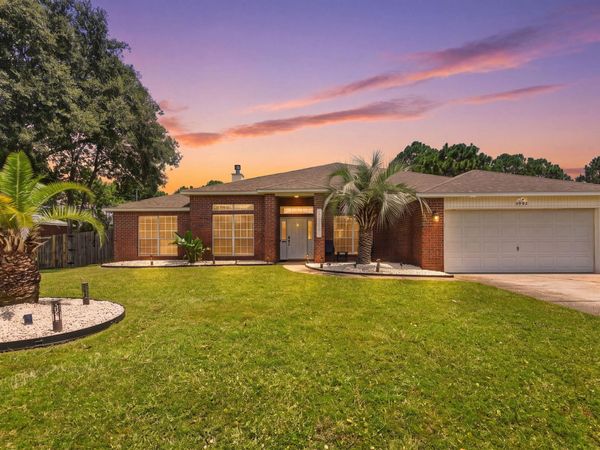 1992 Anchor Drive, Navarre, FL 32566