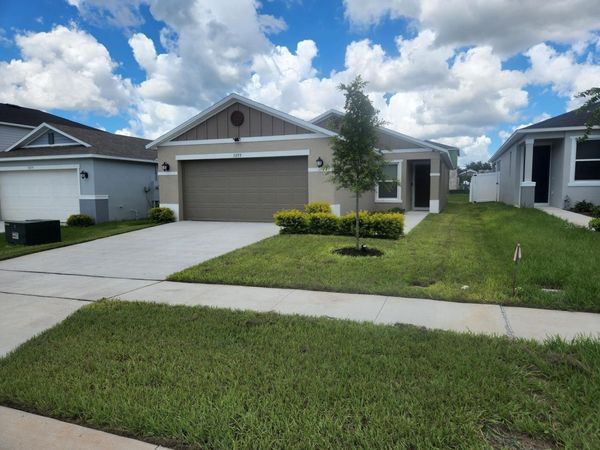 1055 PAPAYA CIRCLE , DAVENPORT, FL 33897