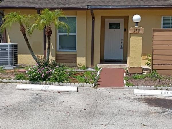 137 CREEKSIDE WAY , ORLANDO, FL 32824