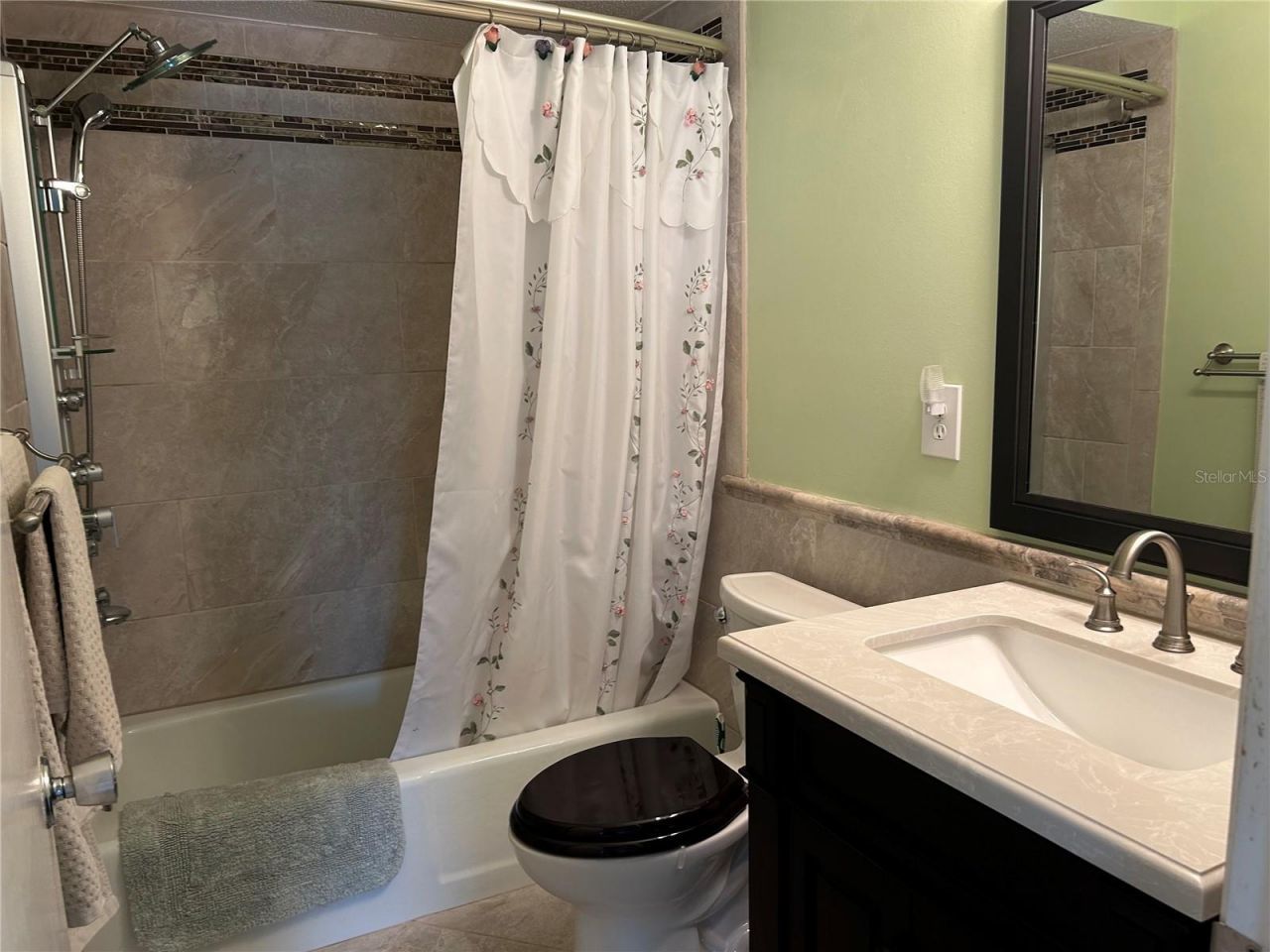 1359 Glendale Circle W, Unit 214, Sarasota, FL 34232 Photo