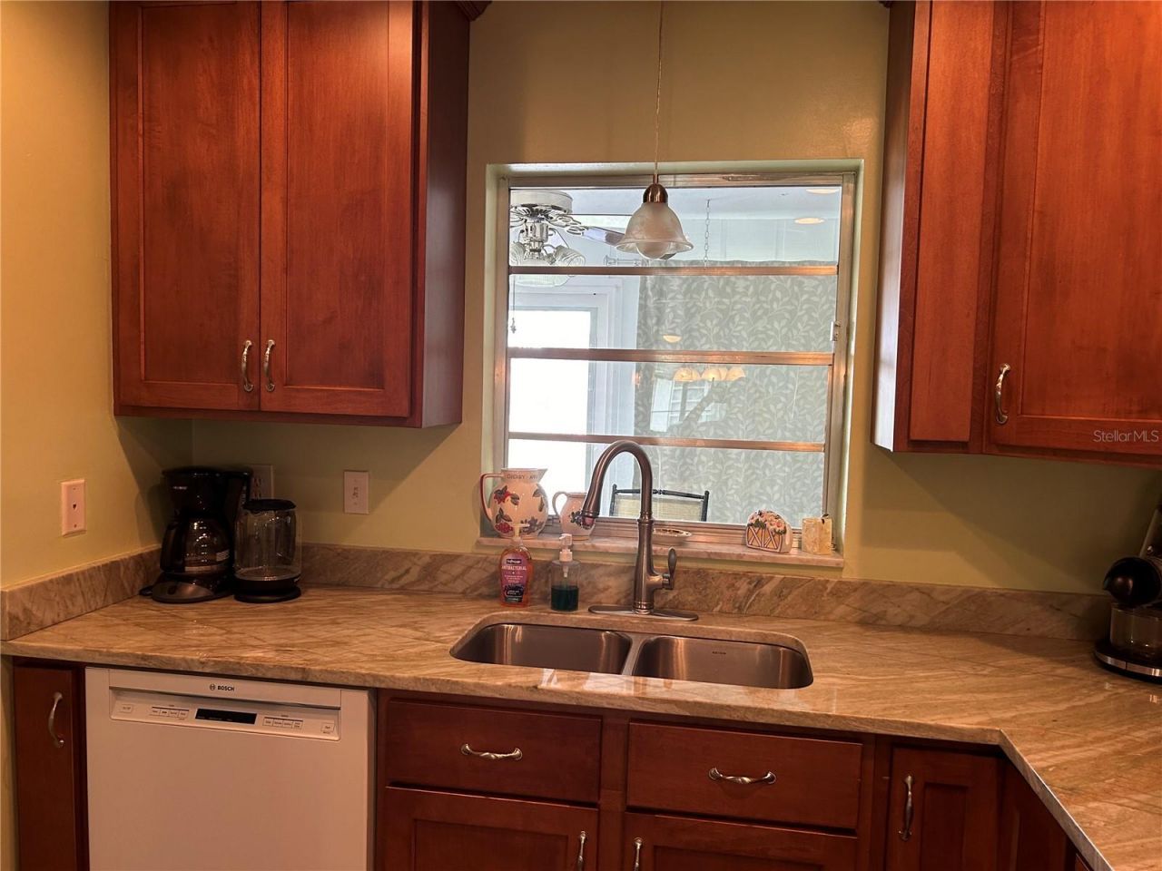 1359 Glendale Circle W, Unit 214, Sarasota, FL 34232 Photo