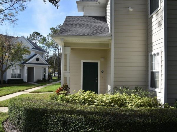225 SOUTHERN PECAN CIRCLE , Unit 205, WINTER GARDEN, FL 34787