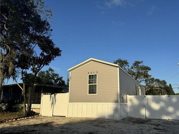 2013 KEPNER DRIVE , HOLIDAY, FL 34691