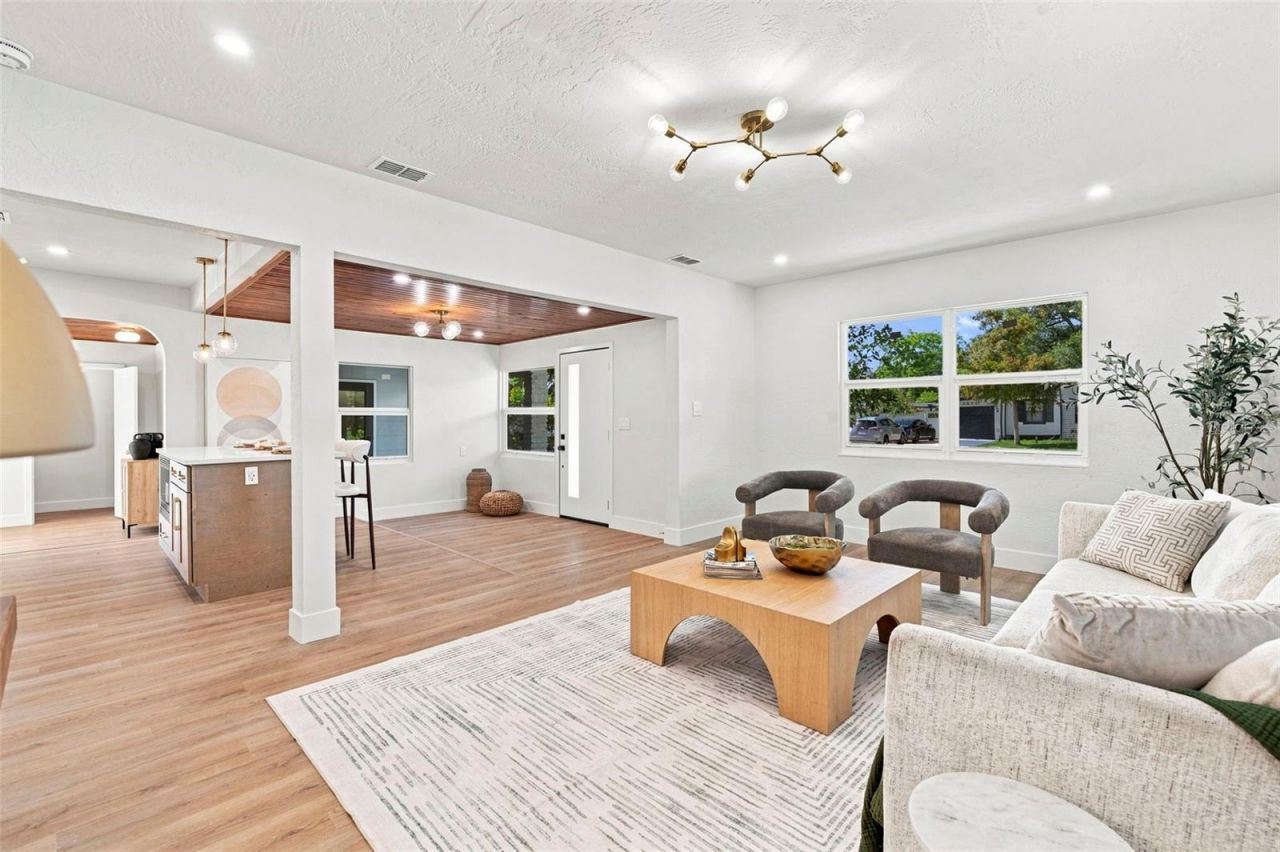 7326 11th Avenue N, Saint Petersburg, FL 33710 Photo