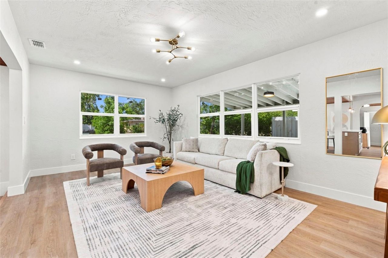 7326 11th Avenue N, Saint Petersburg, FL 33710 Photo