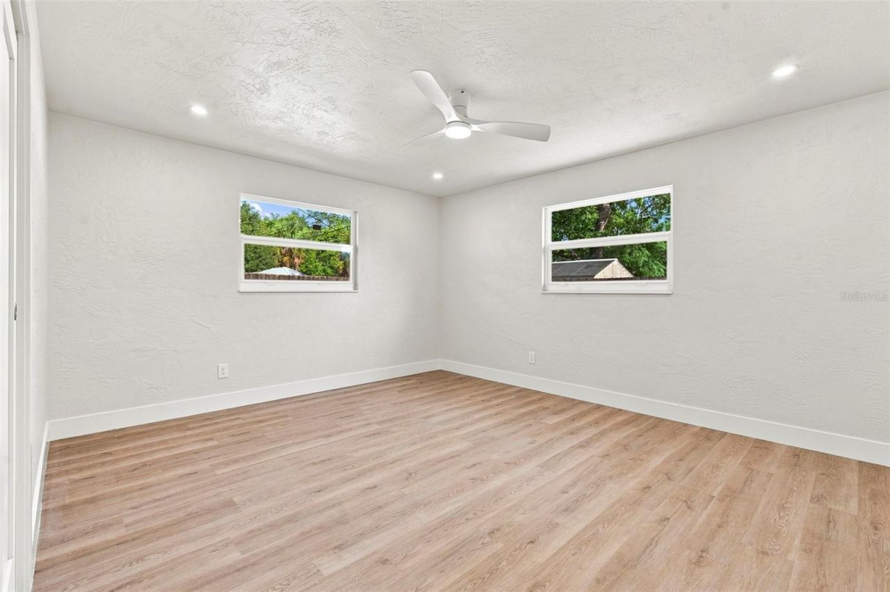 7326 11th Avenue N, Saint Petersburg, FL 33710 Photo