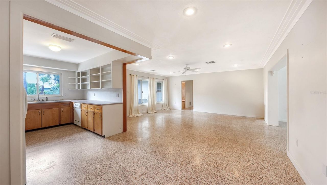 4735 Remington Drive, Sarasota, FL 34234 Photo