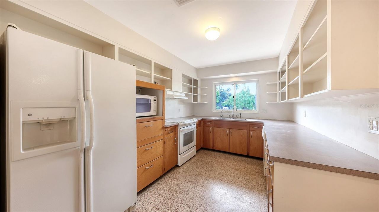 4735 Remington Drive, Sarasota, FL 34234 Photo