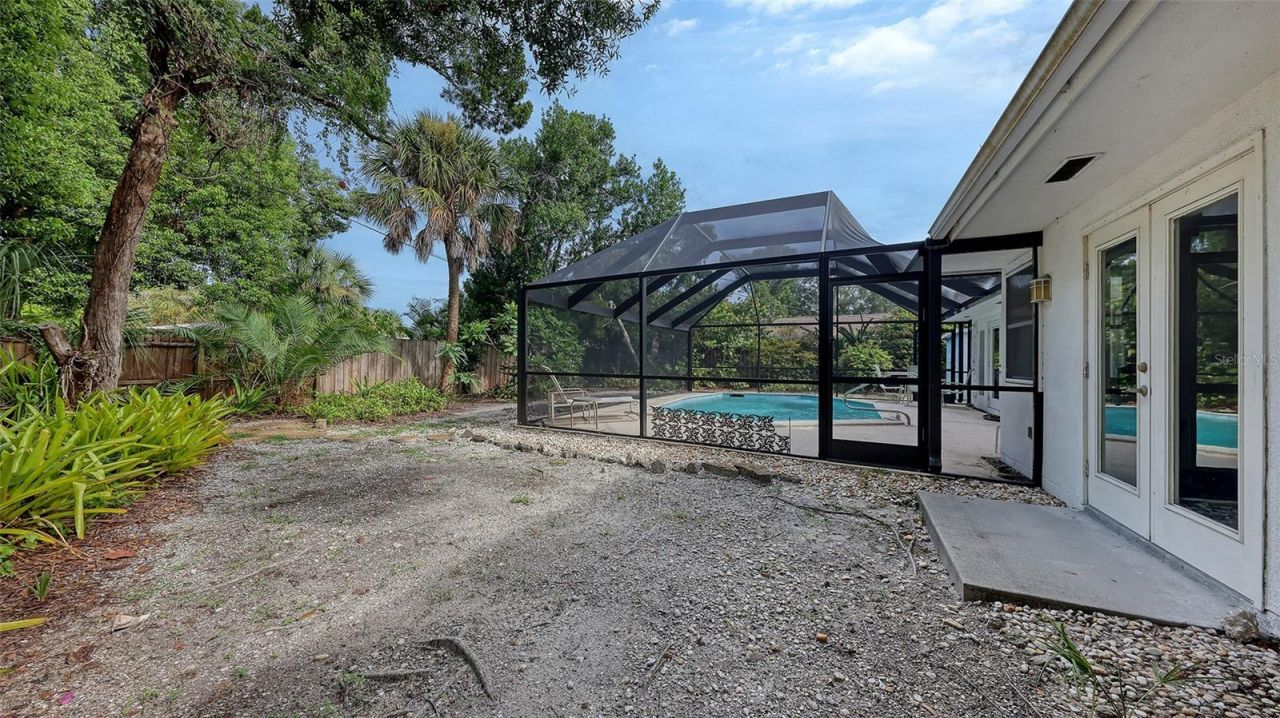 4735 Remington Drive, Sarasota, FL 34234 Photo