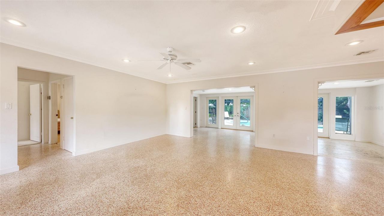 4735 Remington Drive, Sarasota, FL 34234 Photo