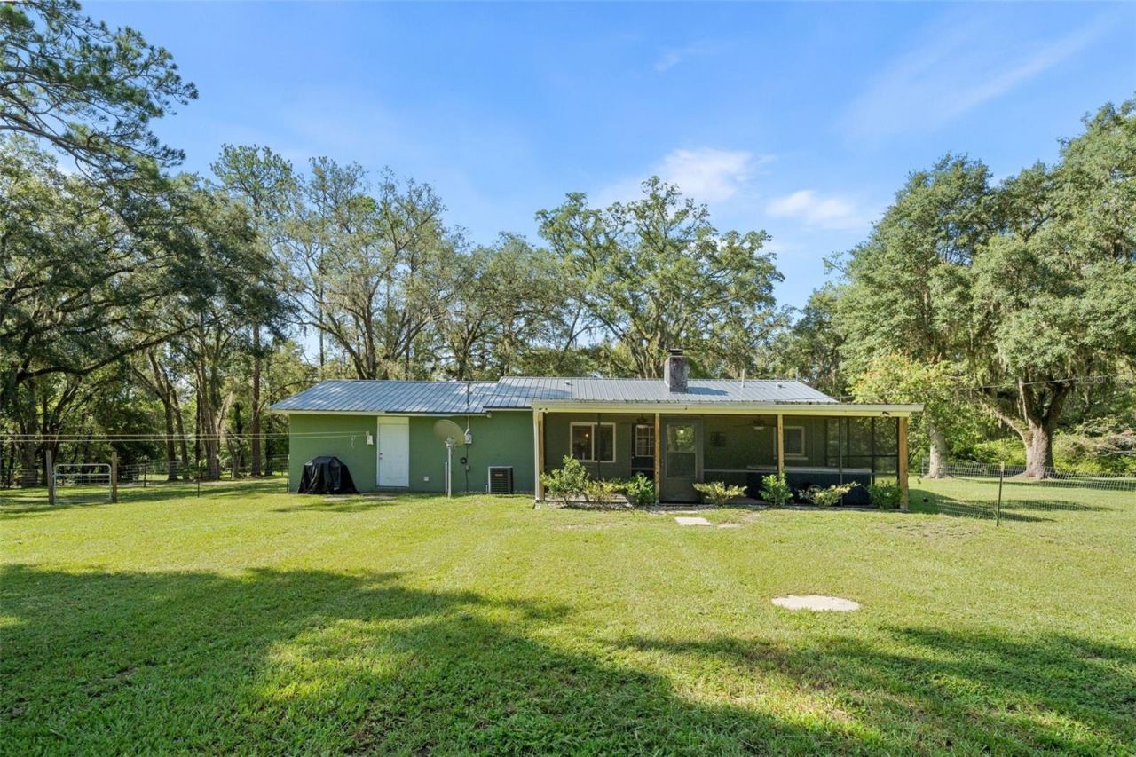 19226 & 19318 SE 24th Avenue, Hawthorne, FL 32640 Photo