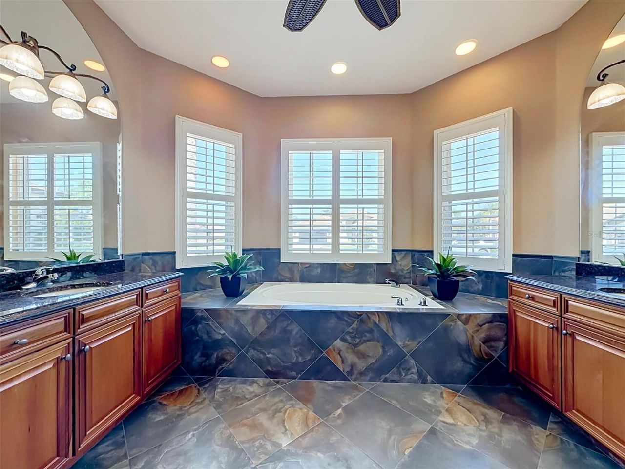 4231 Coconut Drive , Lake Wales, FL 33859 Photo