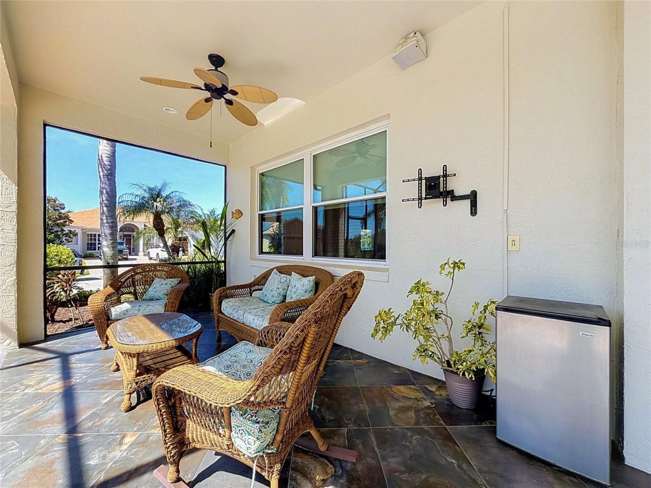 4231 Coconut Drive , Lake Wales, FL 33859 Photo