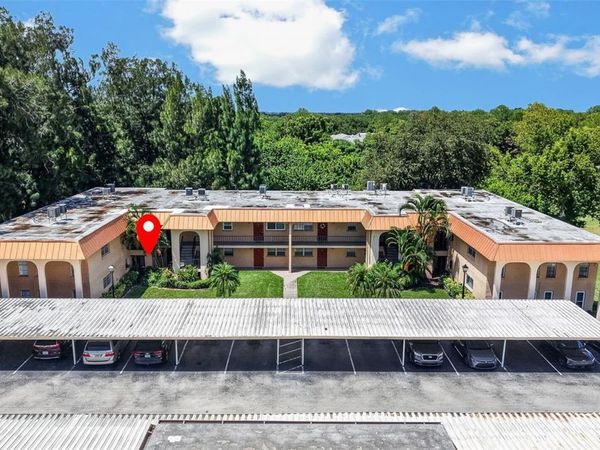 4500 E BAY DRIVE , Unit 130, CLEARWATER, FL 33764