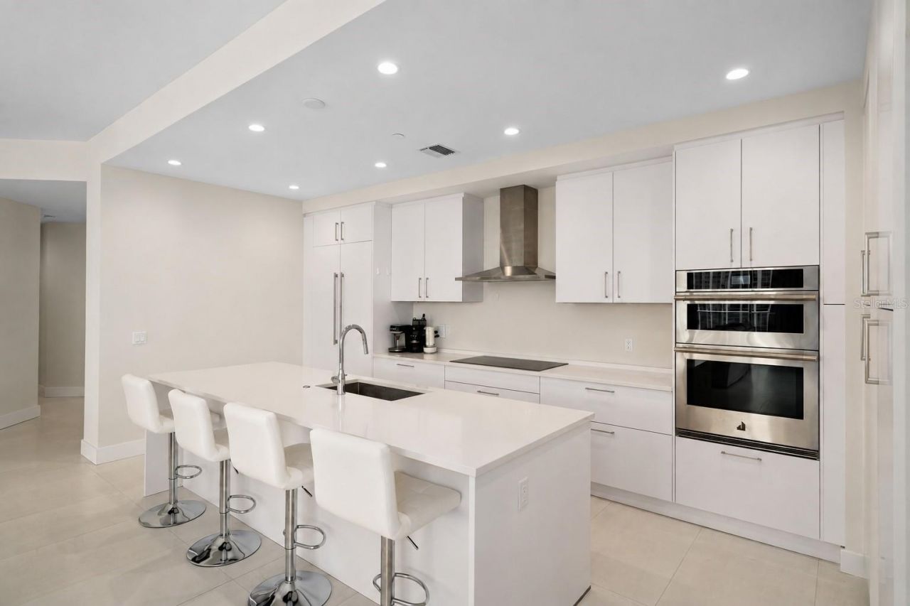 275 1st Avenue S, Unit 1902, Saint Petersburg, FL 33701 Photo