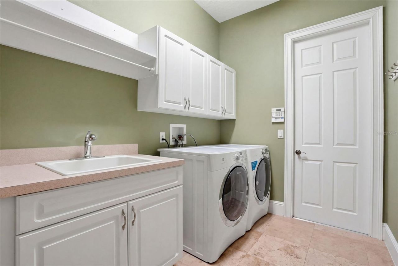 1059 Ceasars Court , Mount Dora, FL 32757 Photo