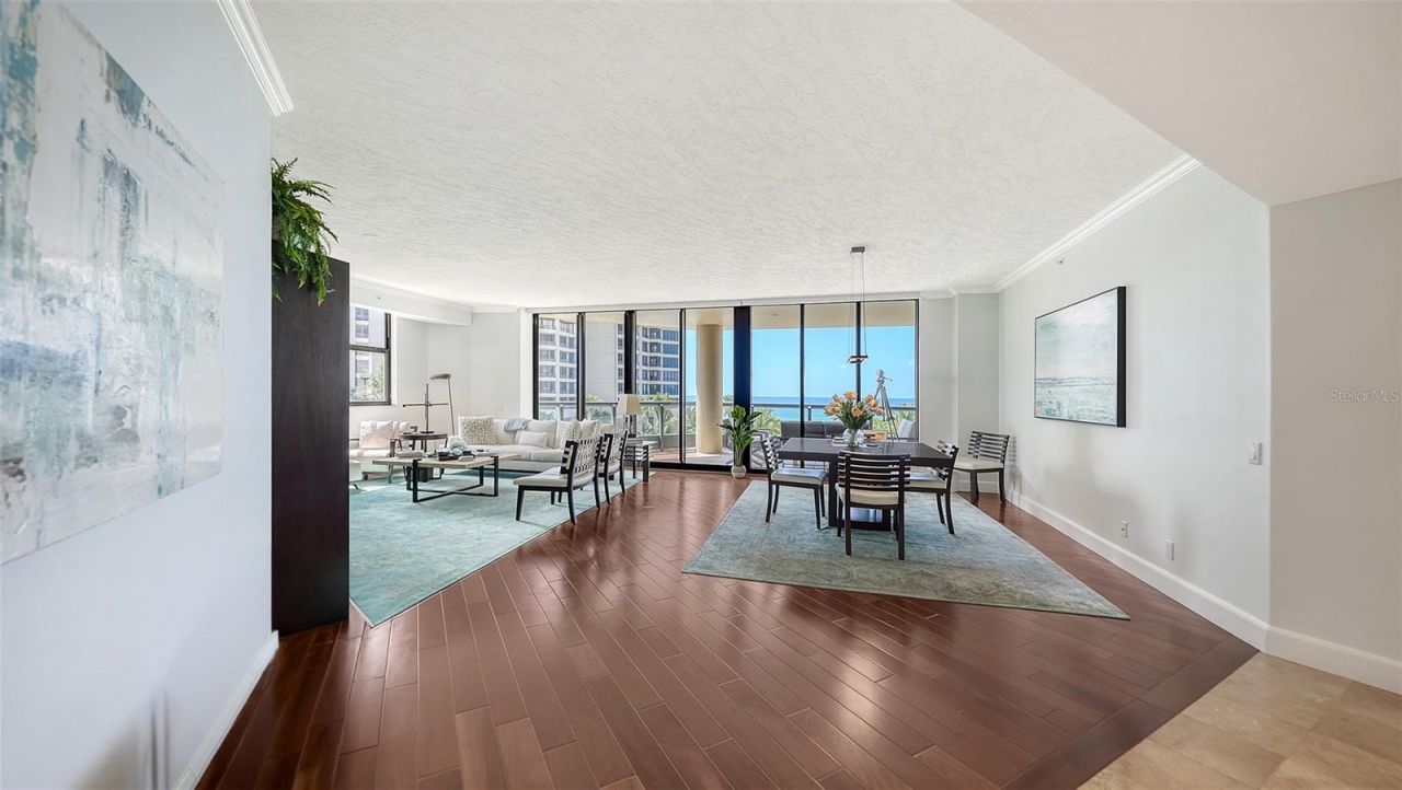 1241 Gulf Of Mexico Drive, Unit 303, Longboat Key, FL 34228 Photo